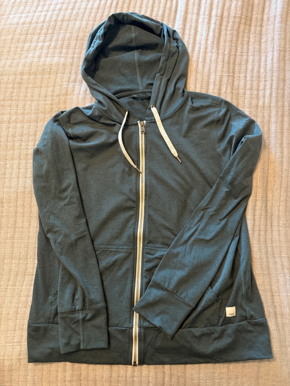 Vuori Performance 2.0 hoodie